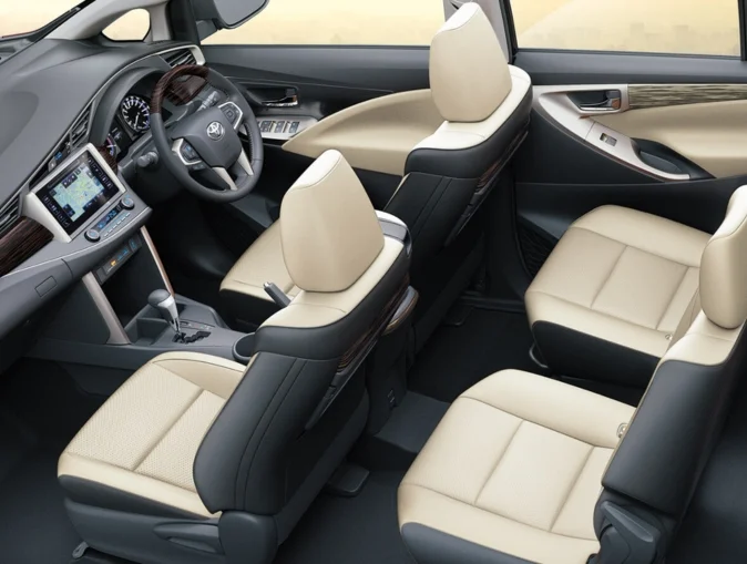 INTERIOR & COMFORT INTERIOR & COMFORT